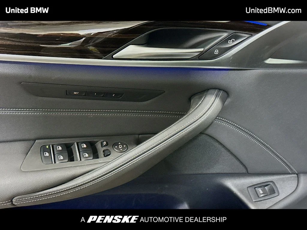 Used 2023 Gray Metallic BMW 530i image 3