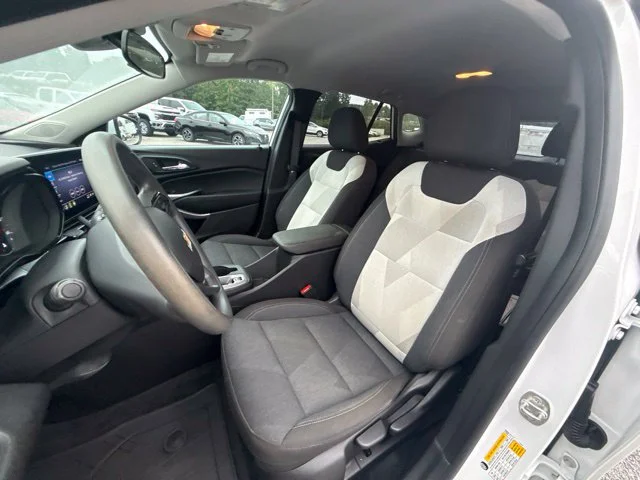 Used 2024 White Chevrolet LS image 21
