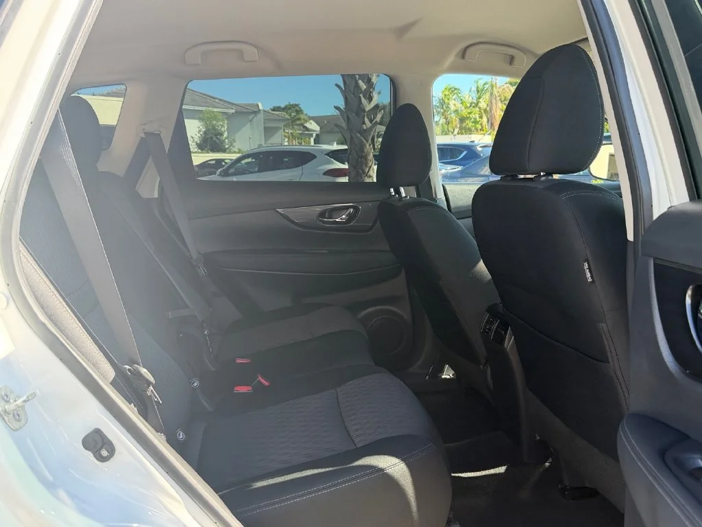 Used 2019 White Nissan SV image 18