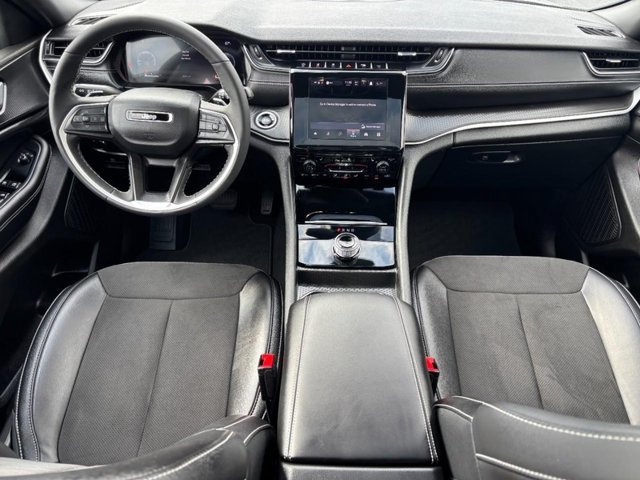2023 Jeep Grand Cherokee Altitude - Photo 11