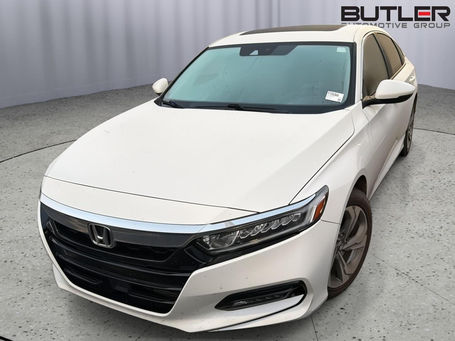 Used 2019 Platinum White Pearl Honda EX-L image 5