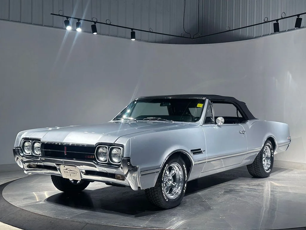 Used 1966 Silver Oldsmobile  image 82