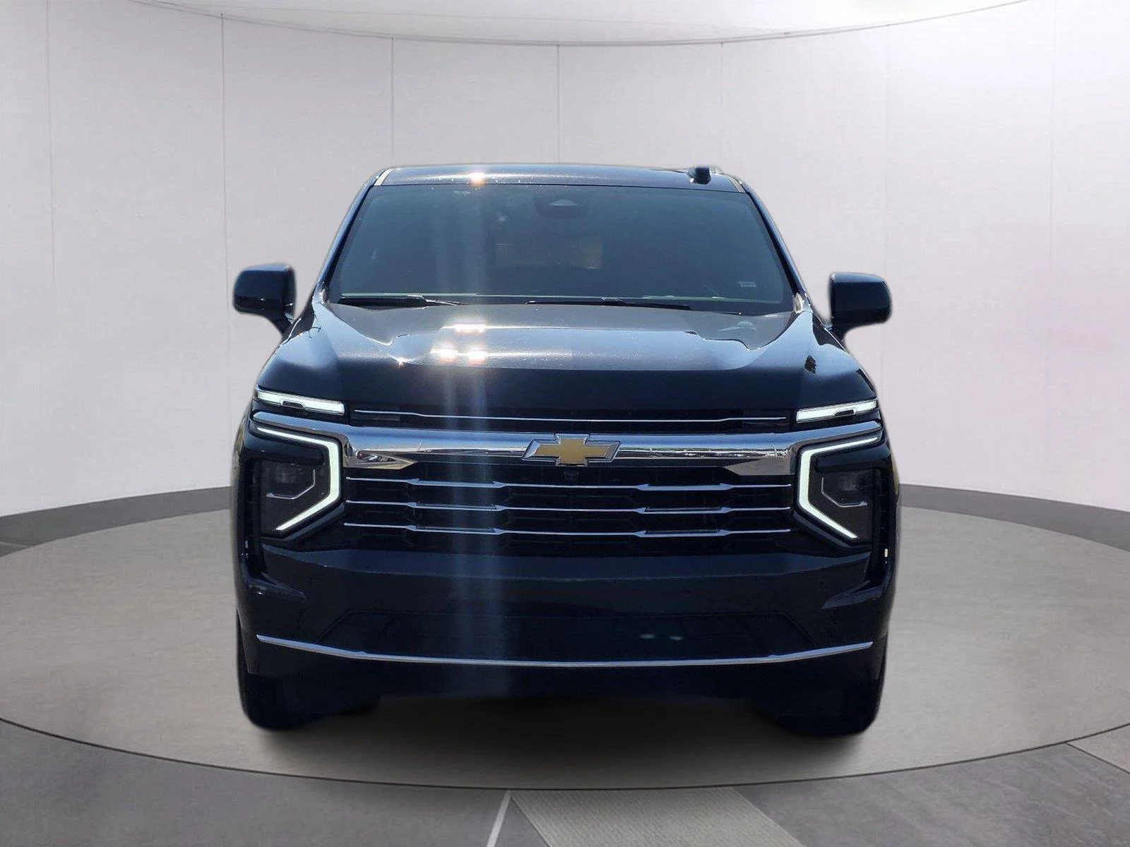 Used 2025 Dark Ash Metallic Chevrolet LT image 2