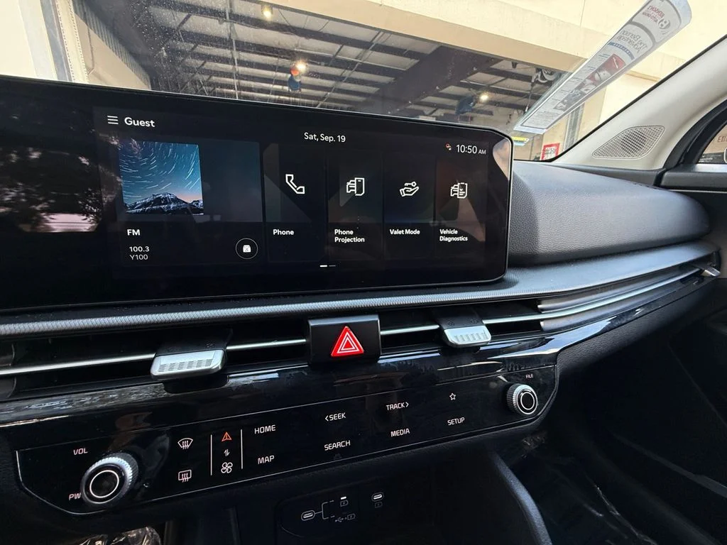 Used 2026 Black Kia LX image 21