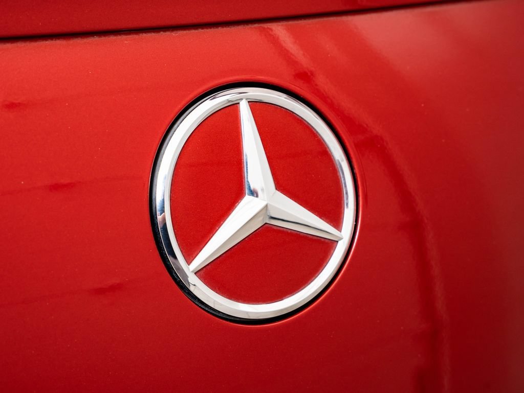 Used 2021 Designo Cardinal Red Metallic Mercedes-Benz GLE 63 S AMG® image 20