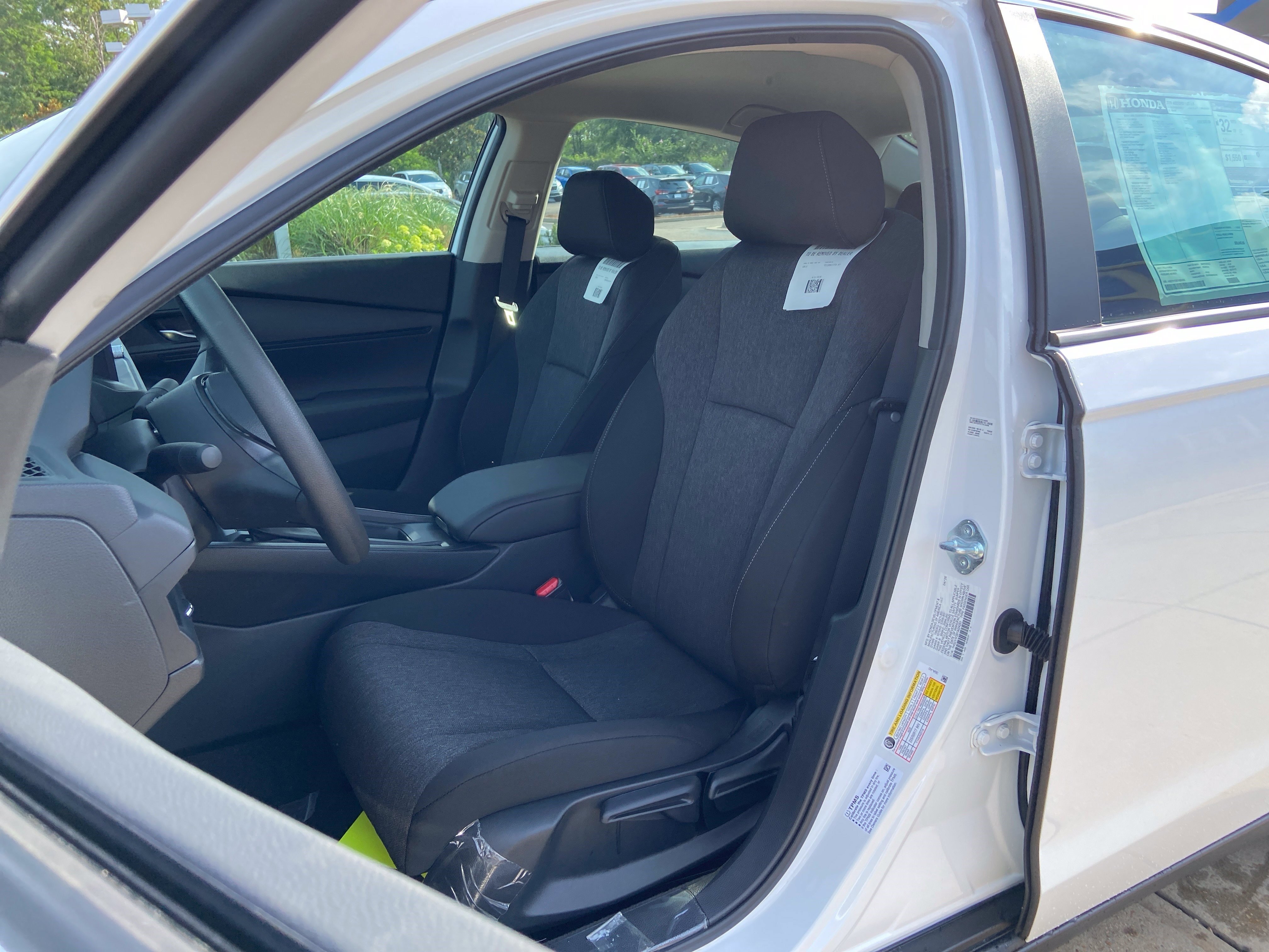 New 2026 Platinum White Pearl Honda LX image 21