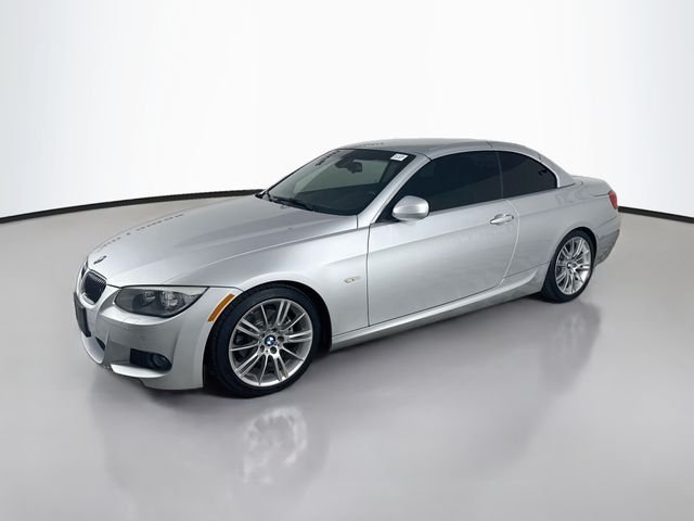 Used 2011 Titanium Silver Metallic BMW 328i image 3