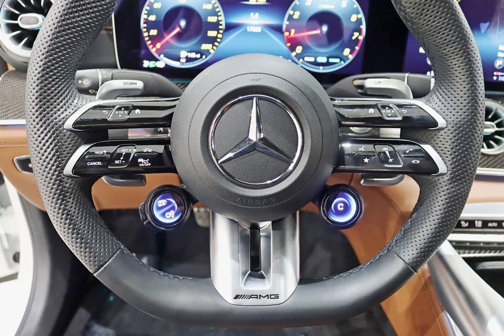 Used 2023 White Mercedes-Benz Base image 18