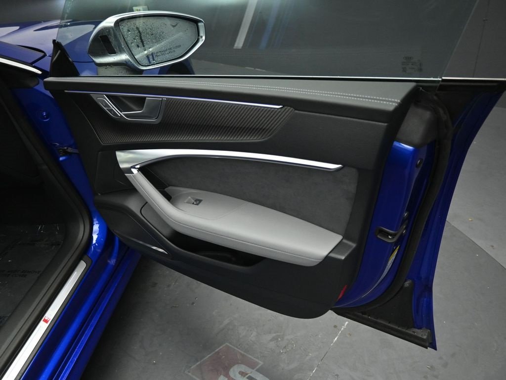 2023 AUDI S7 - Image 29