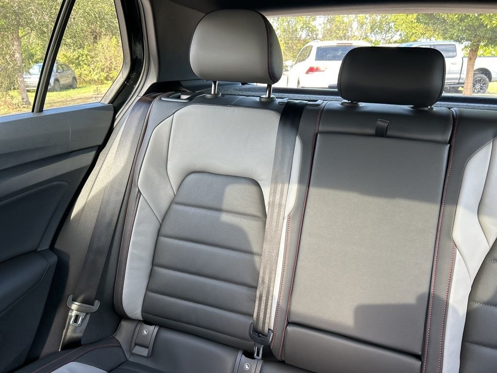 New 2026 Black Volkswagen 2.0T SE image 12
