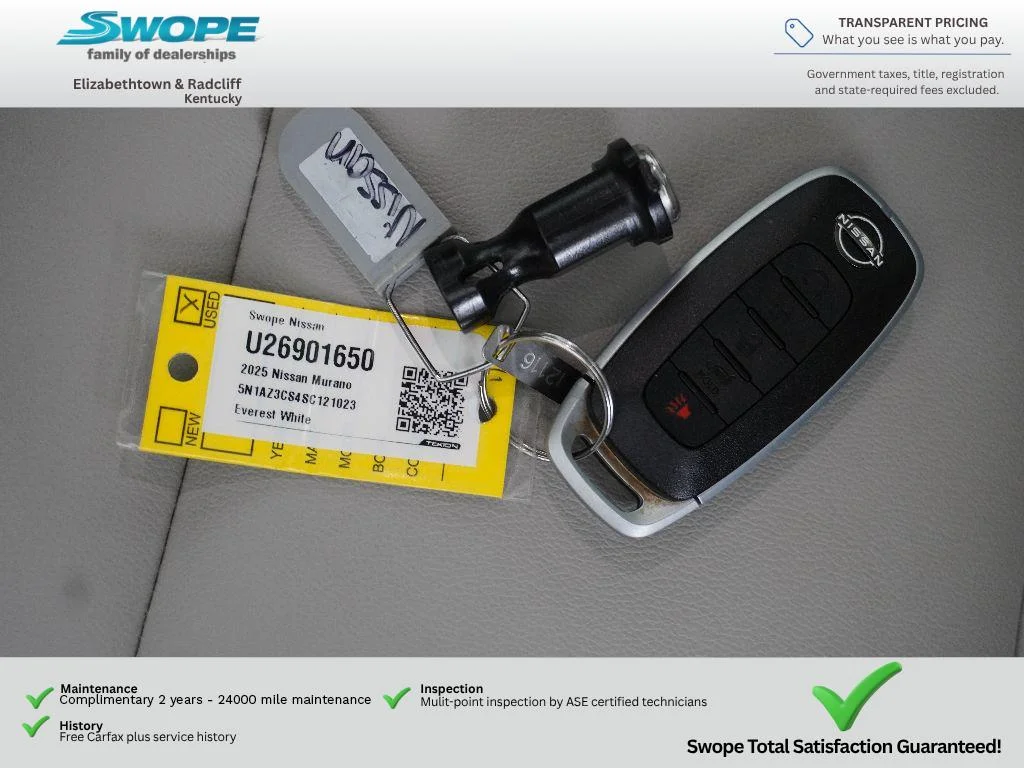 Used 2025 Everest White Pearl Tricoat Nissan SL image 30