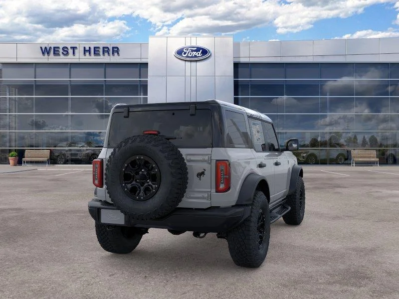 New 2026 Avalanche Gray Ford Badlands® image 8