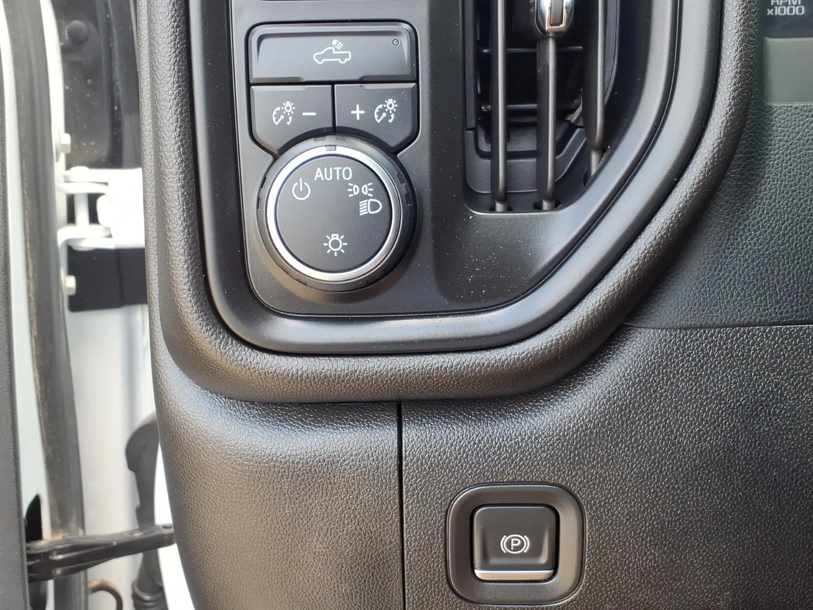 2023 Chevrolet Silverado 1500 Work Truck - Photo 23