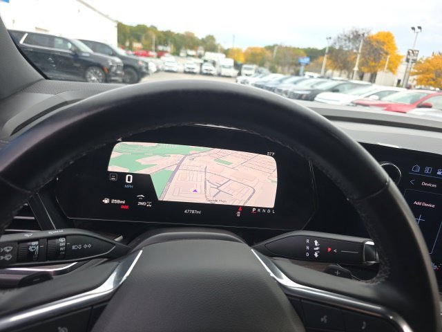 Used 2025 White Chevrolet LT image 18