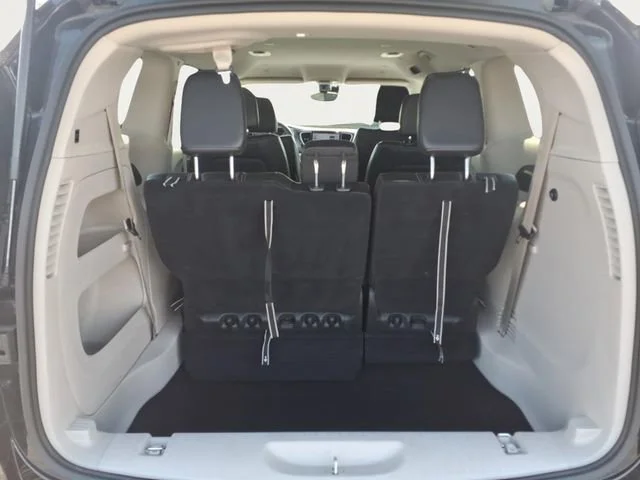 Used 2024 Black Chrysler Touring L image 21