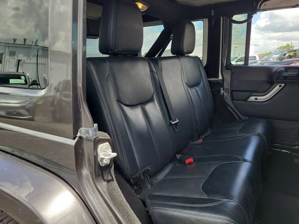 Used 2018 Gray Jeep Altitude 4x4 image 23