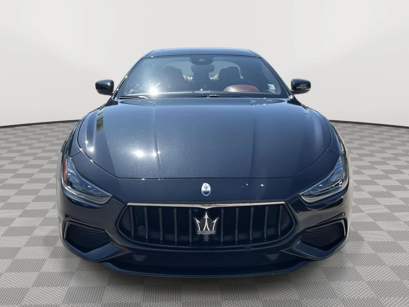 Used 2022 Nero Ribelle Metallic Maserati Modena Q4 image 8