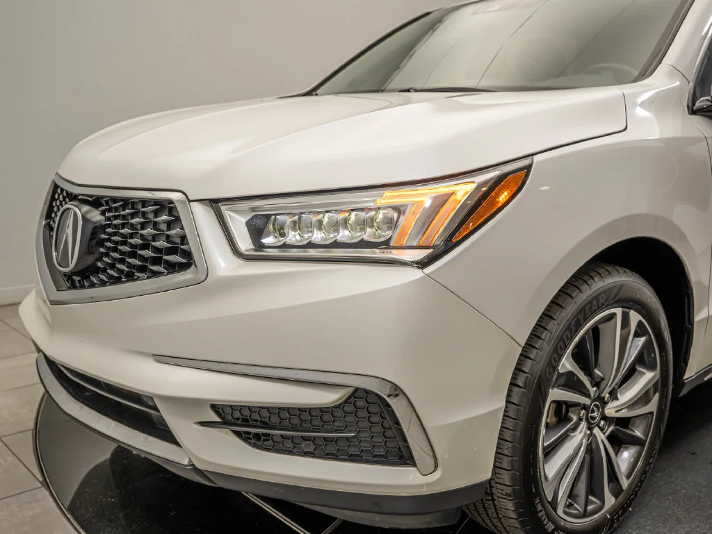 Used 2020 White Acura Technology image 3