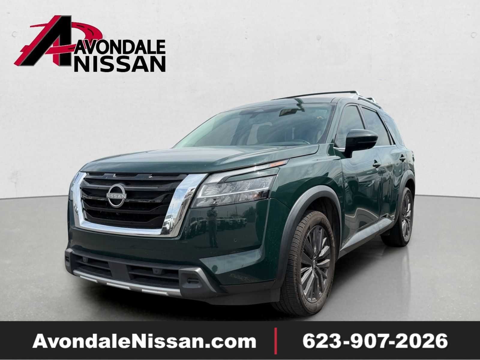 2023 Nissan Pathfinder SL