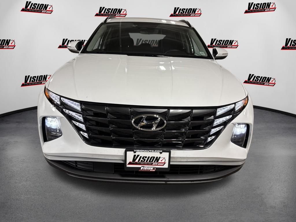 Used 2023 White Hyundai SEL image 2