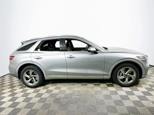 New 2026 Silver Genesis 2.5T Advanced image 3