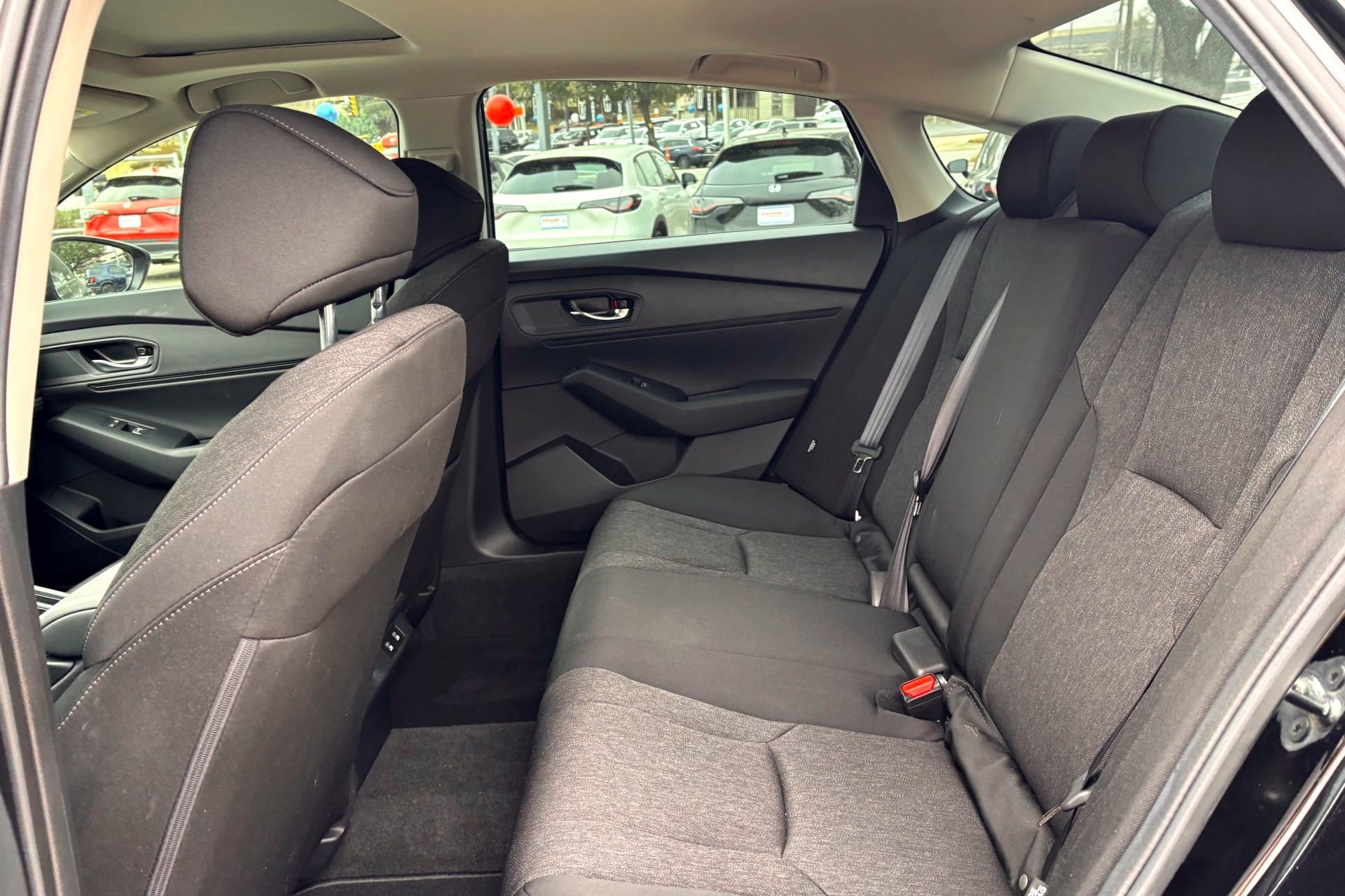 Used 2025 Black Honda SE image 30