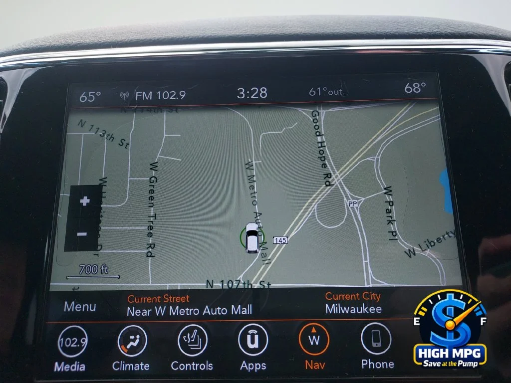 Used 2020 Gray Jeep Altitude image 12