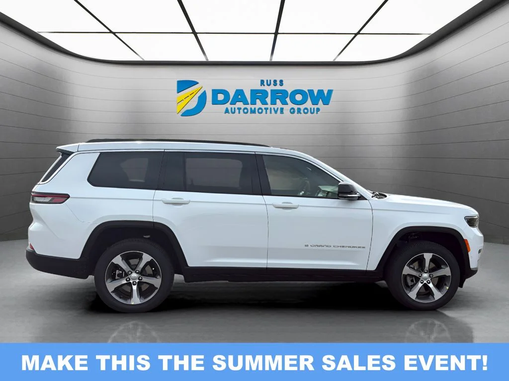 New 2025 Bright White Clear-Coat Exterior Paint Jeep Limited image 29