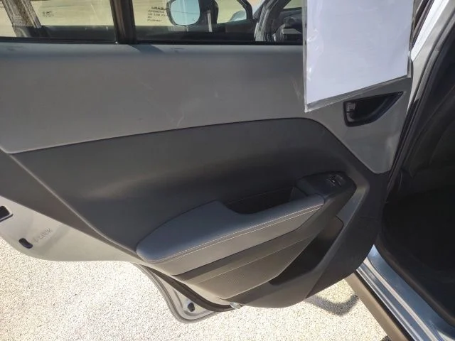Used 2024 Ice Silver Metallic Subaru Sport image 17