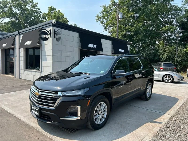 Used 2022 Black Chevrolet LT Sport Utility 4D image 56