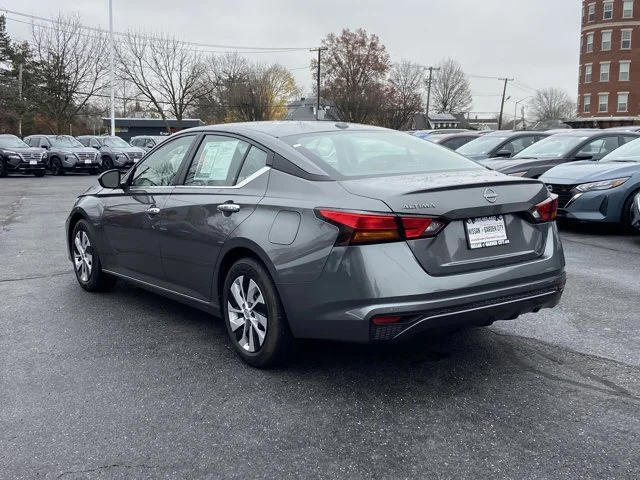 2025 Nissan Altima S - Photo 6