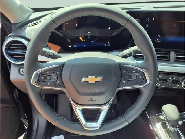 New 2026 Mosaic Black Metallic Chevrolet LT image 8