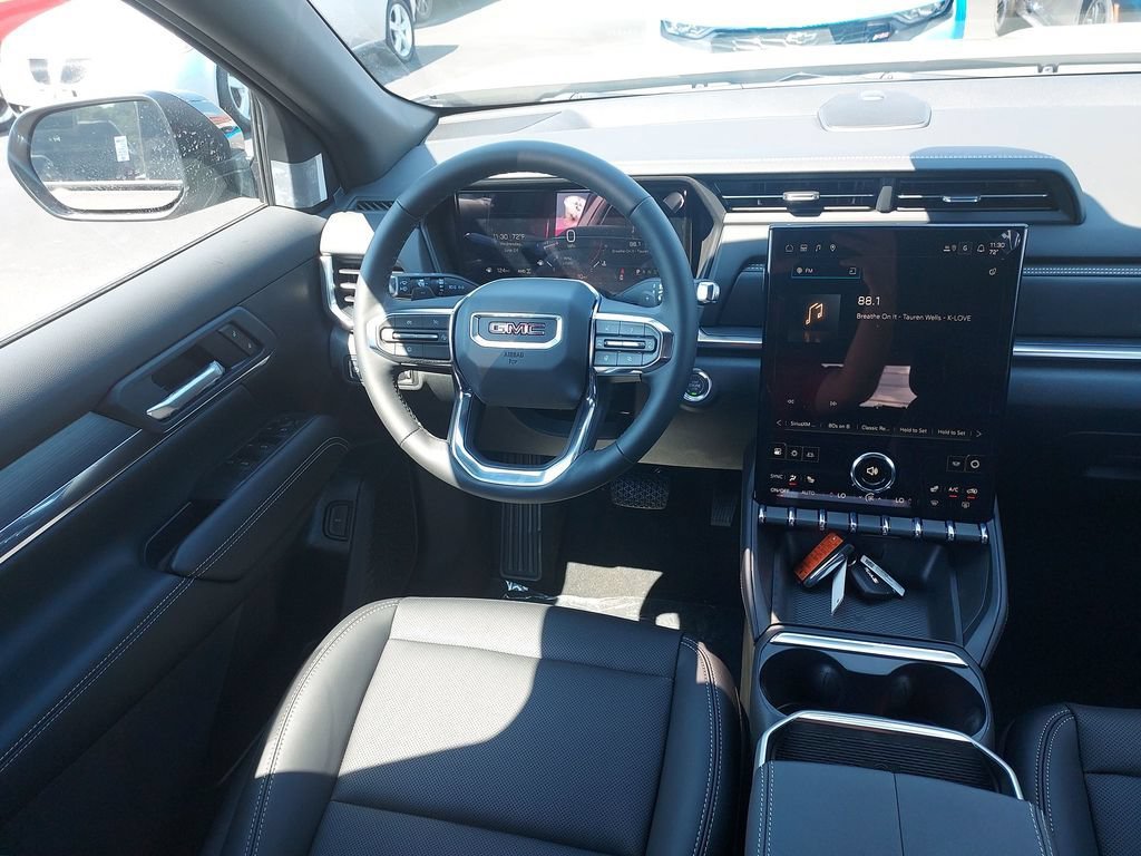 New 2026 Riverstone Metallic GMC Elevation image 15