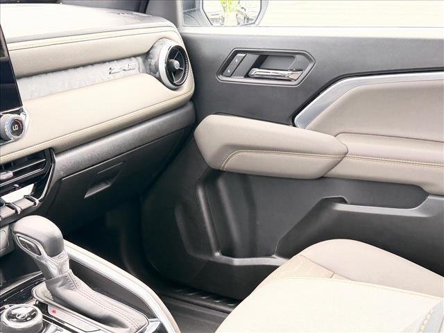 Used 2024 Summit White Chevrolet 4WD ZR2 image 17