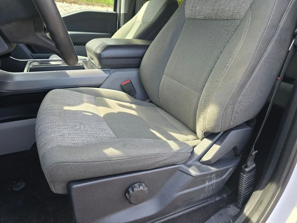 Used 2023  Ford XLT image 31