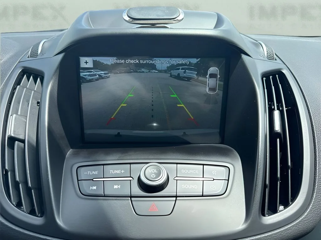 Used 2019 White Ford SEL image 20