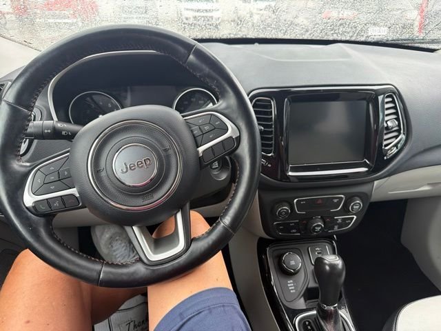 Used 2020 White Jeep Limited image 27