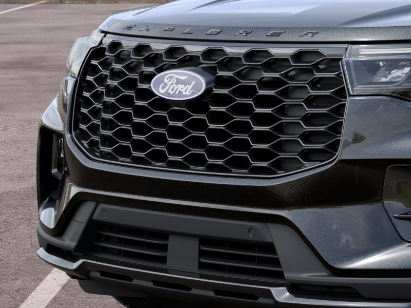 New 2027 Agate Black Metallic Ford ST-Line image 17