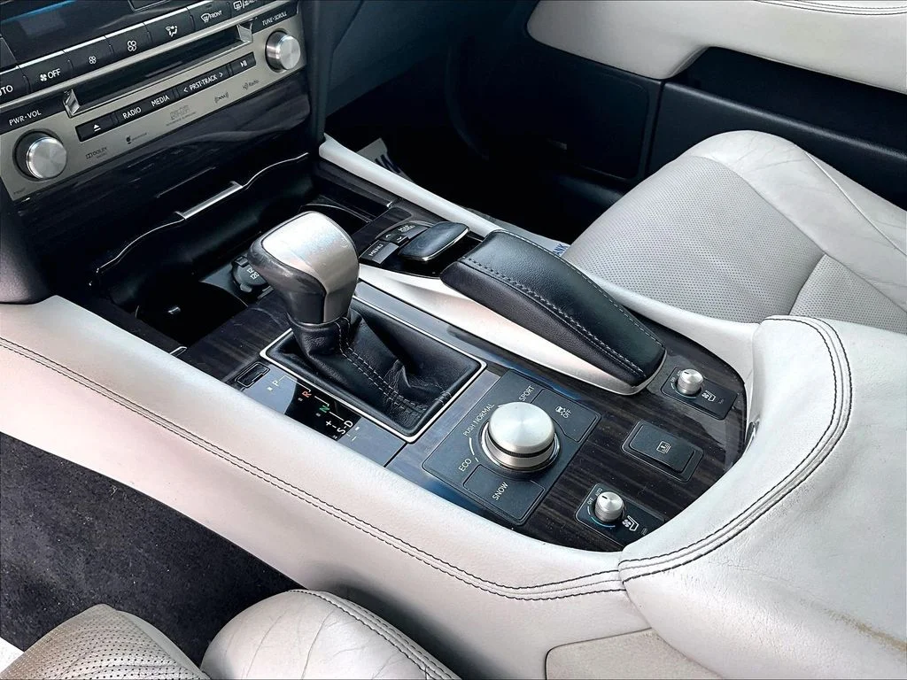 Used 2014 Silver Lexus 460 image 15