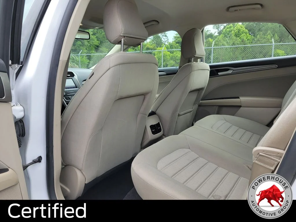 Used 2020 White Ford SE image 14