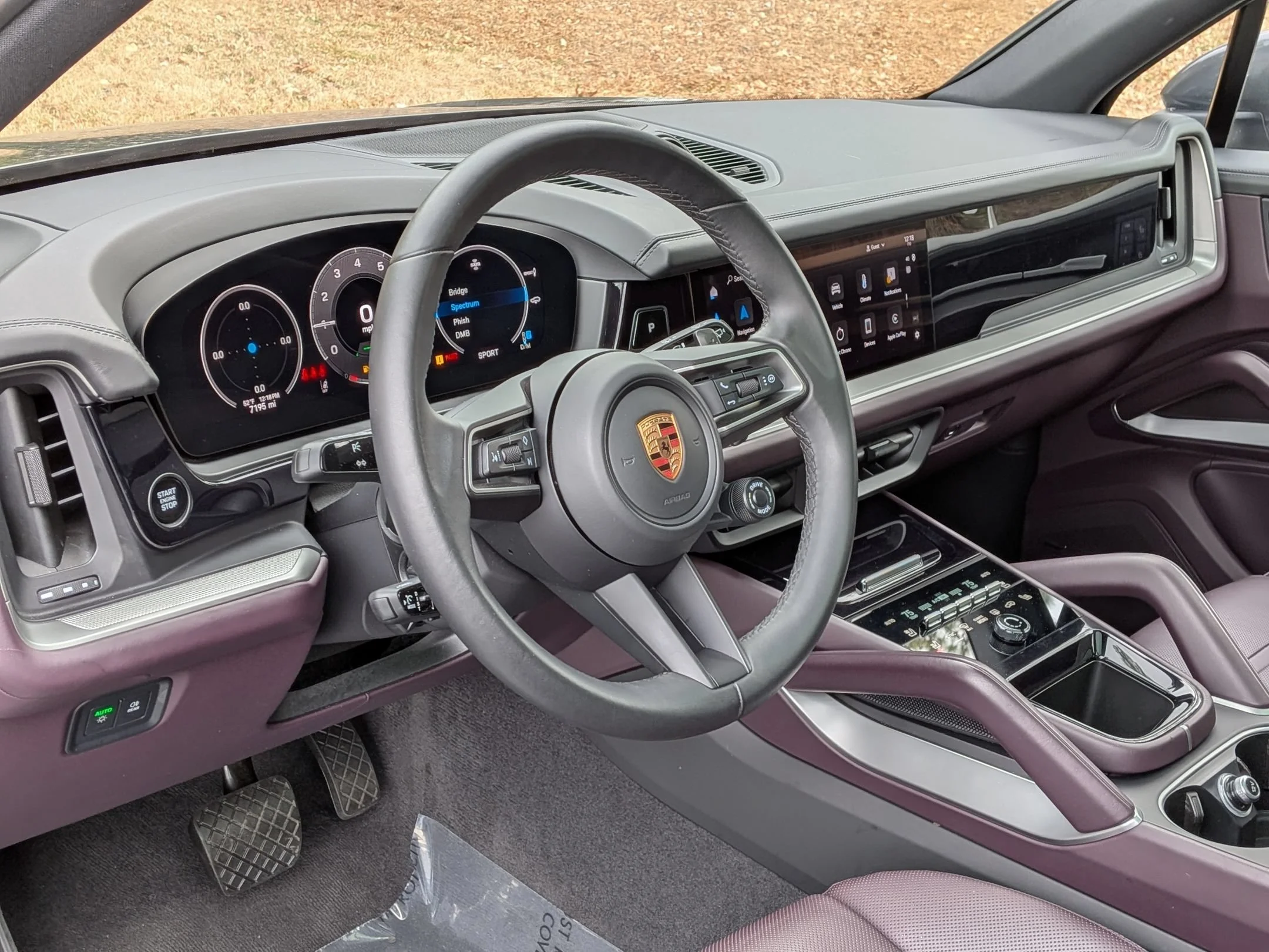 Certified Used 2025 Quartzite Grey Metallic Porsche E-Hybrid image 4