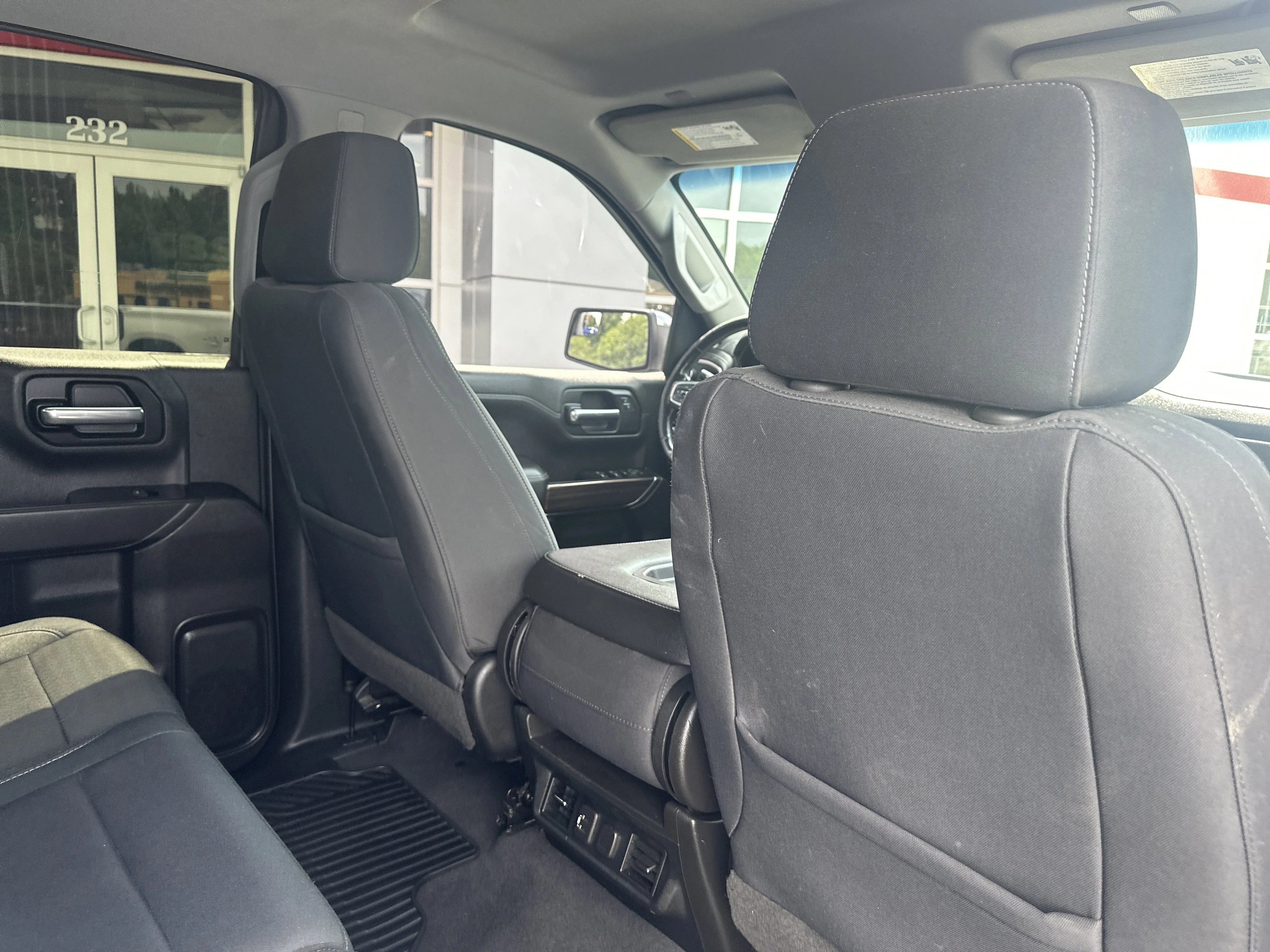 Used 2019 Summit White Chevrolet LT image 27