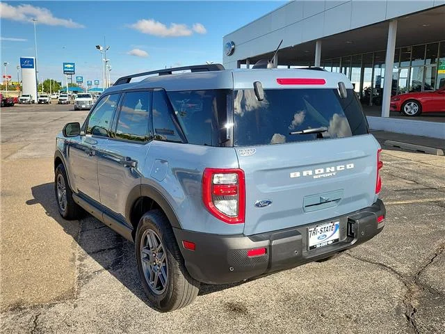Used 2025 Azure Gray Metallic Tri-Coat Ford Big Bend 4x4 image 2