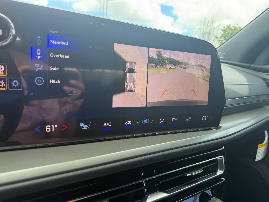 New 2027 Mosaic Black Metallic Chevrolet LT image 36