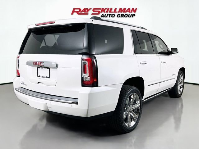 Used 2017 White Frost Tricoat GMC Denali image 7