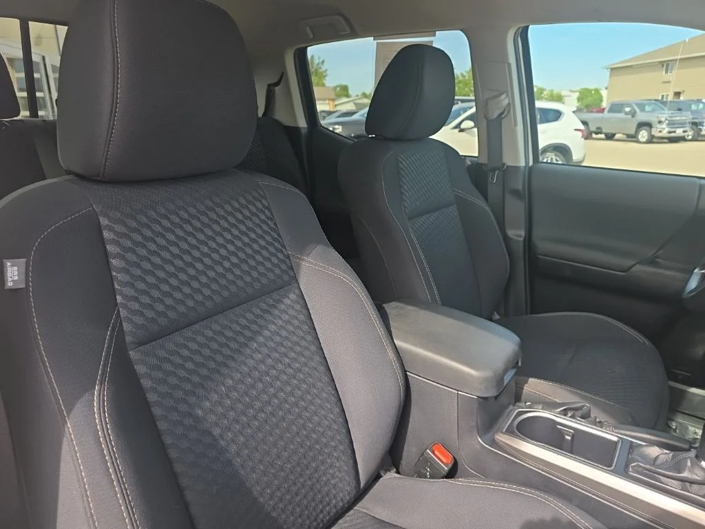2022 Toyota Tacoma SR5 - Photo 22