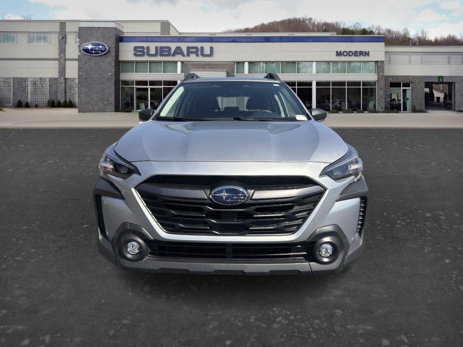 Used 2025 Ice Silver Metallic Subaru 2.5i image 2