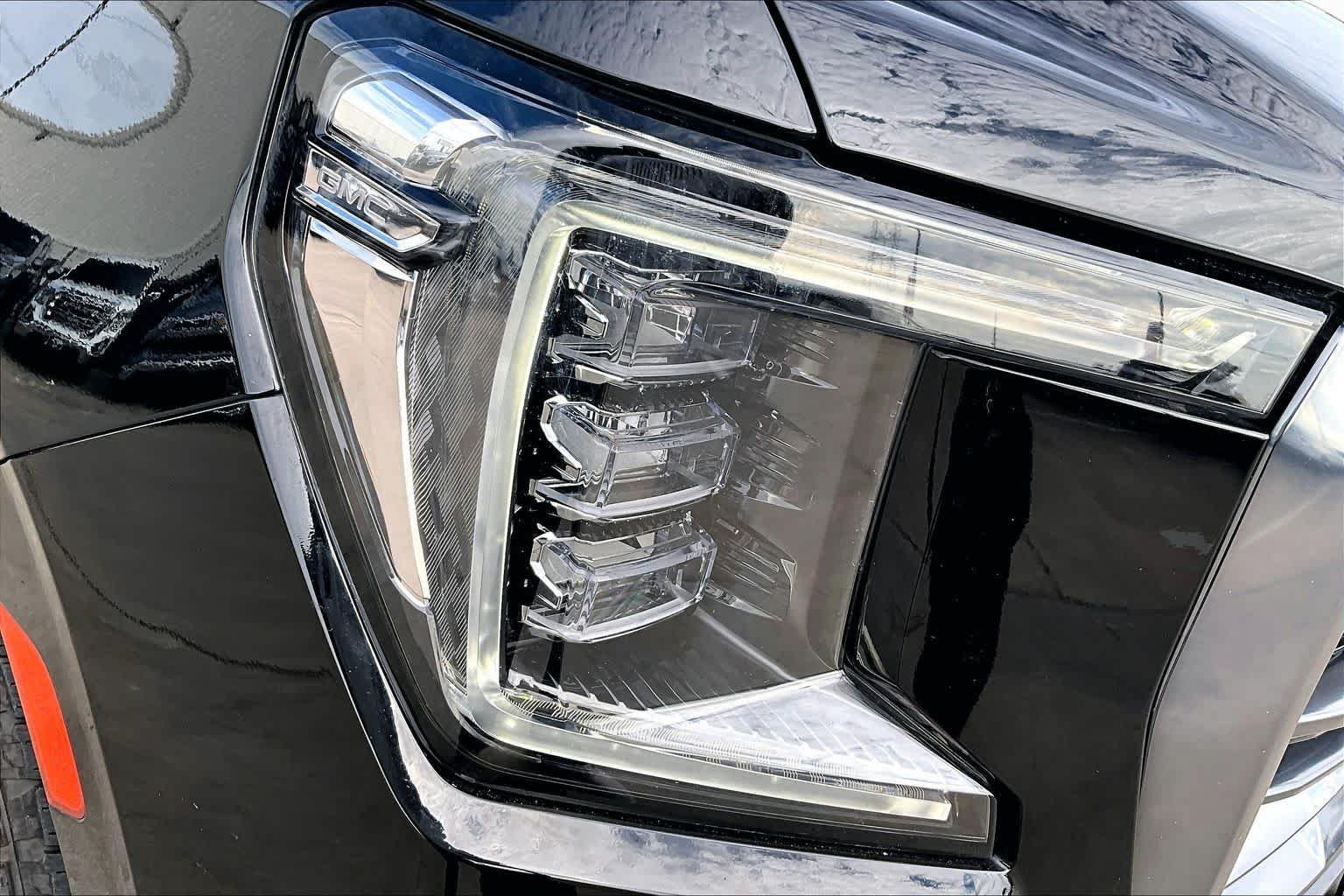 Used 2024 Onyx Black GMC AT4 image 28