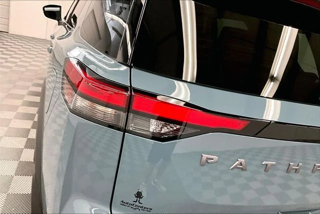 New 2026 Baltic Teal Nissan Platinum image 19