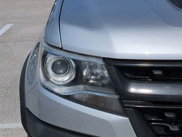 Certified Used 2020 Silver Ice Metallic Chevrolet ZR2 image 10